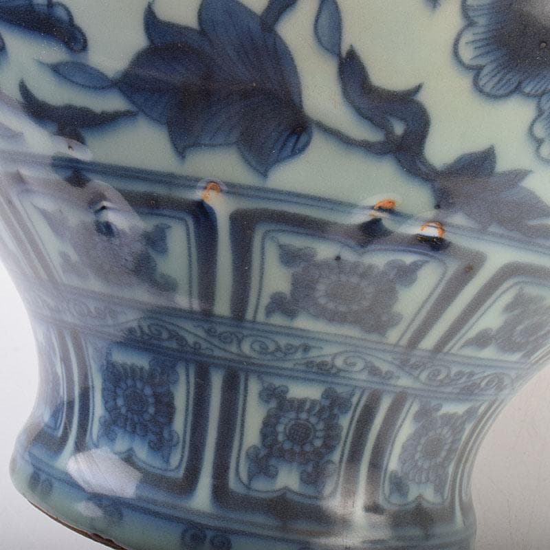 中国　青花　花弁文瓶　壺　C　8946A