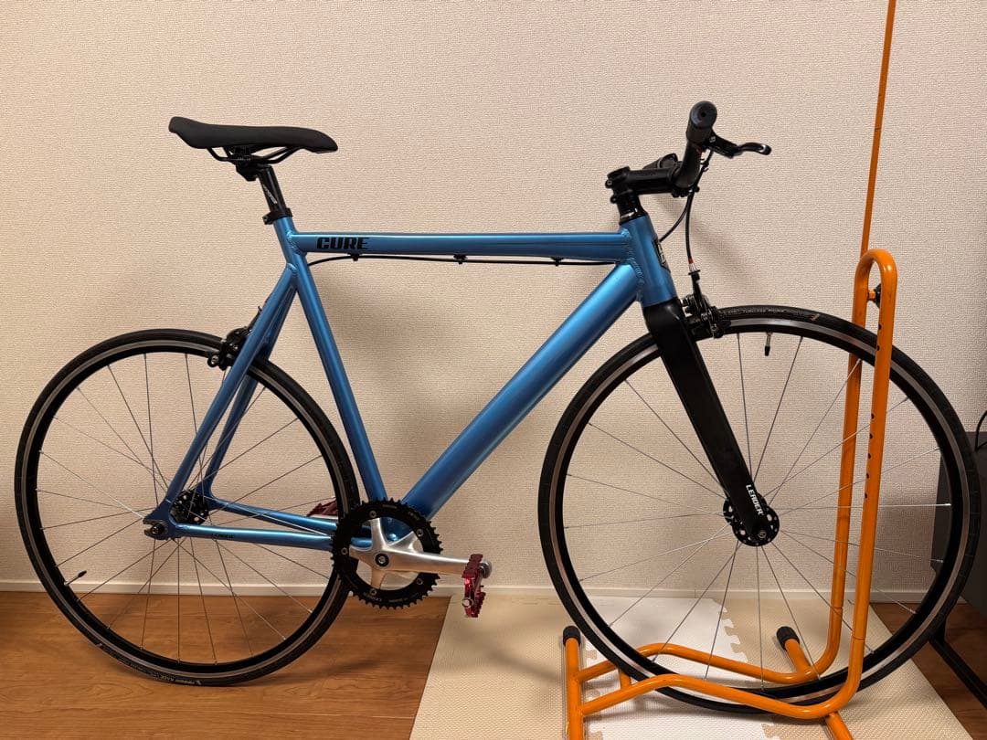 LEADER CURE Lサイズ　おまけあり　送料別配送可能