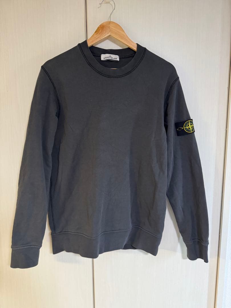ストーンアイランド　グレー　スウェット　Lサイズ　801563051