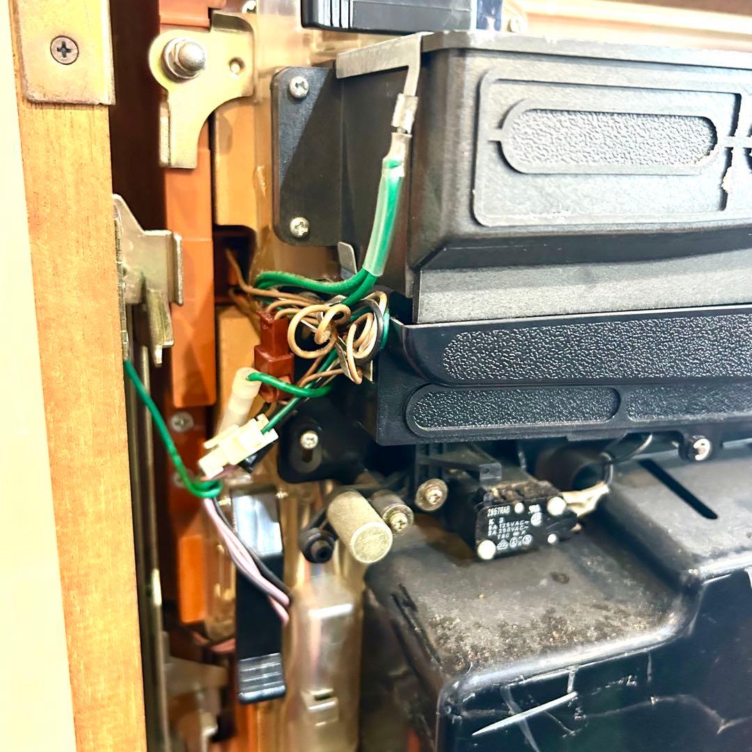 パチンコ実機 「CR モンスターハウス」 動作確認済 現状品