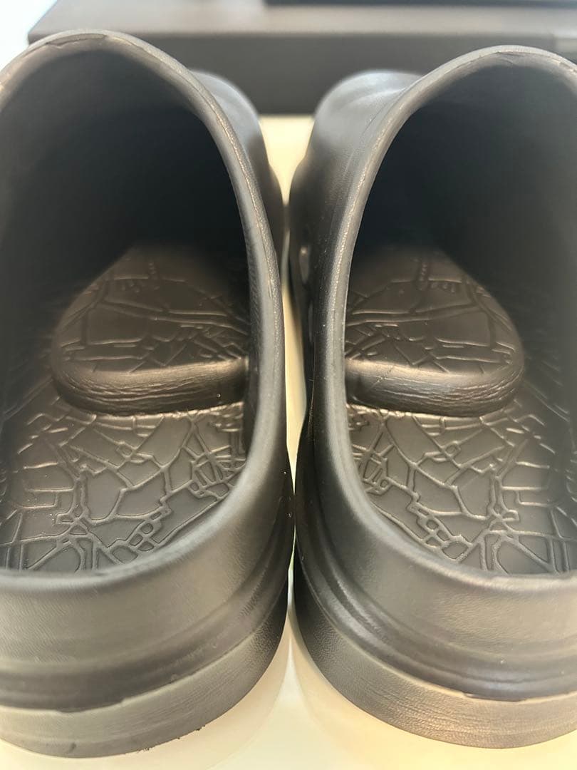 ほぼ新品Racbaki(らくばき)レディースサボ　ブラックXS~22.5㎝