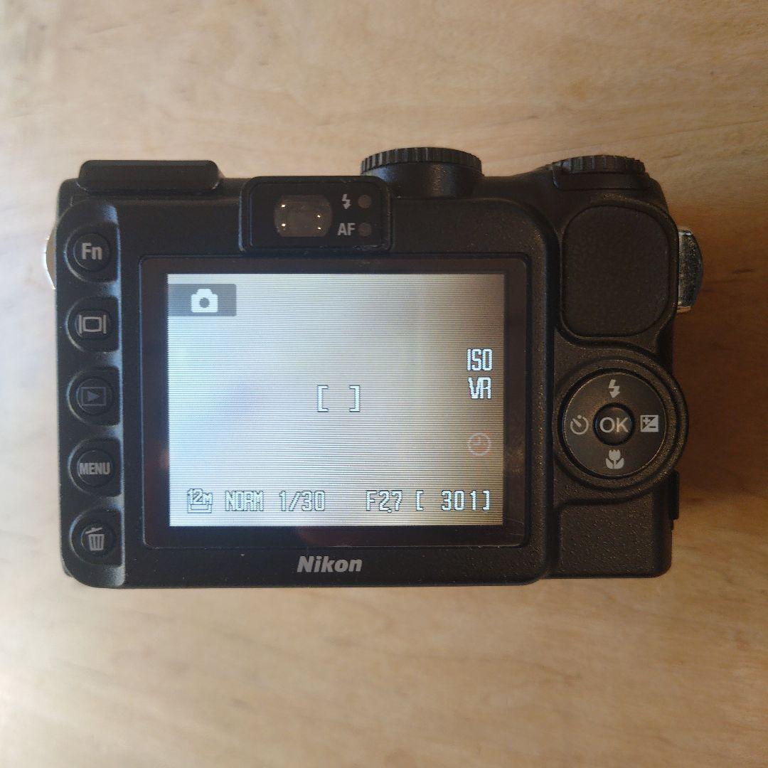 Nikon COOLPIX P5100 & 純正ケース