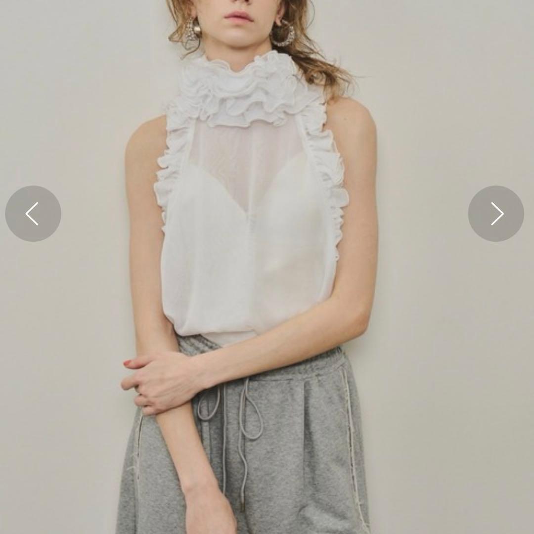 【LA BELLE ETUDE】 ティアードメロウフリルホルターネックブラウス