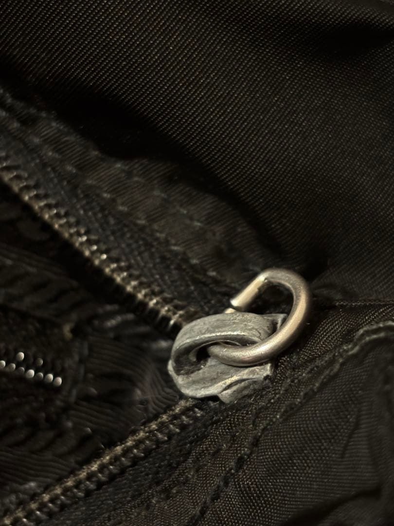 PRADA ブラック メッセンジャーバック ショルダーバッグ