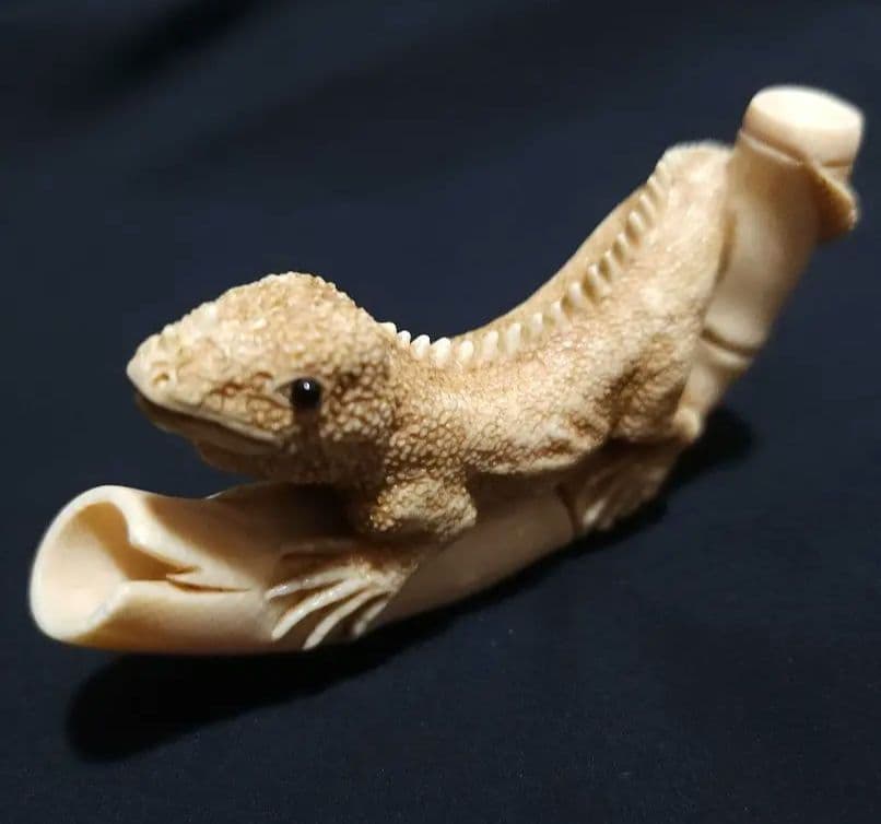 根付け　トカゲ 蜥蜴　爬虫類　竹