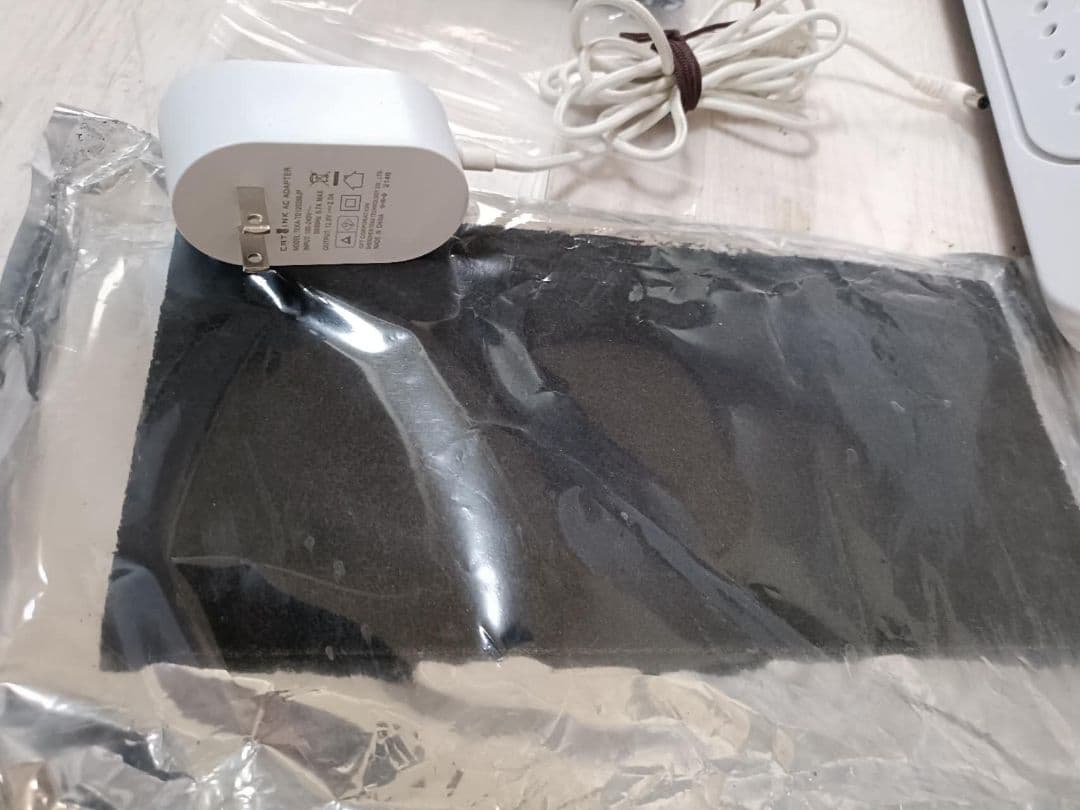 自動猫トイレ ホワイト 円形デザイン