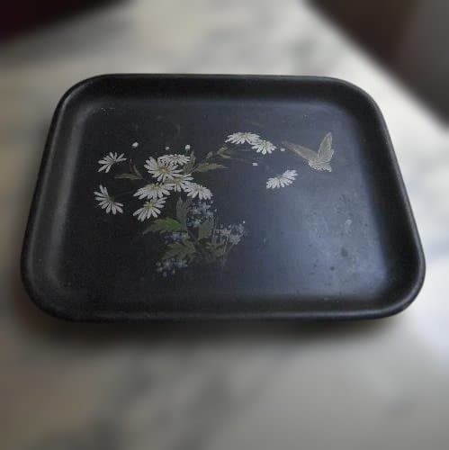 N3　フランス19世紀　マーガレットと蝶　パピエマシェの盆　アンティーク