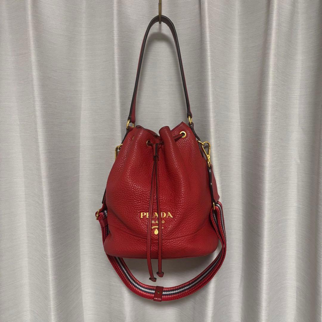 【美品】PRADAヴィッテロダイノレザーバッグ 3wayレッド2122TOKYO