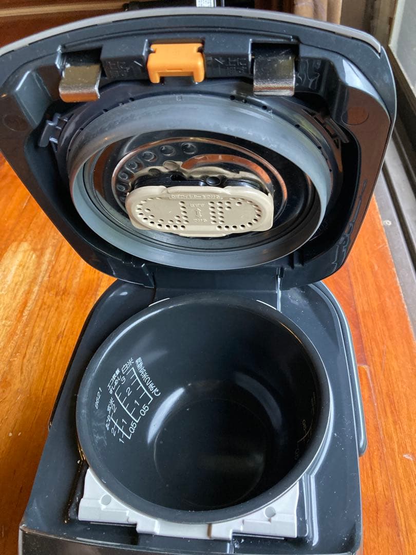 象印 NP-RN05圧力IH炊飯器