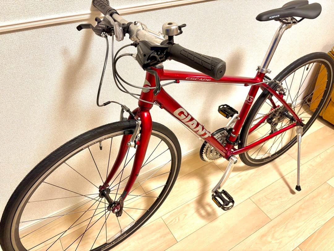☆美品 GIANT ジャイアント エスケープR3 新品部品で整備済み
