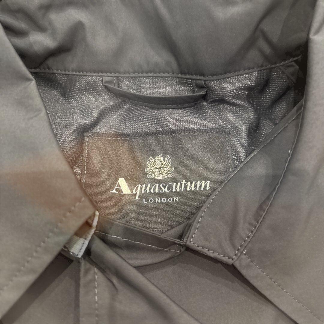 JAL機内限定　アクアスキュータム　トレンチレインコート