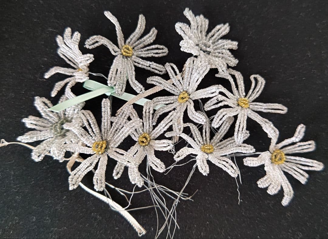 フランス　アンティーク　フレンチビーズフラワー　ビーズフラワーB