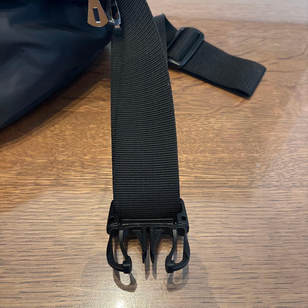 クレストショルダーバッグ HOLIDAY BAG ホリデーバッグ　clesste