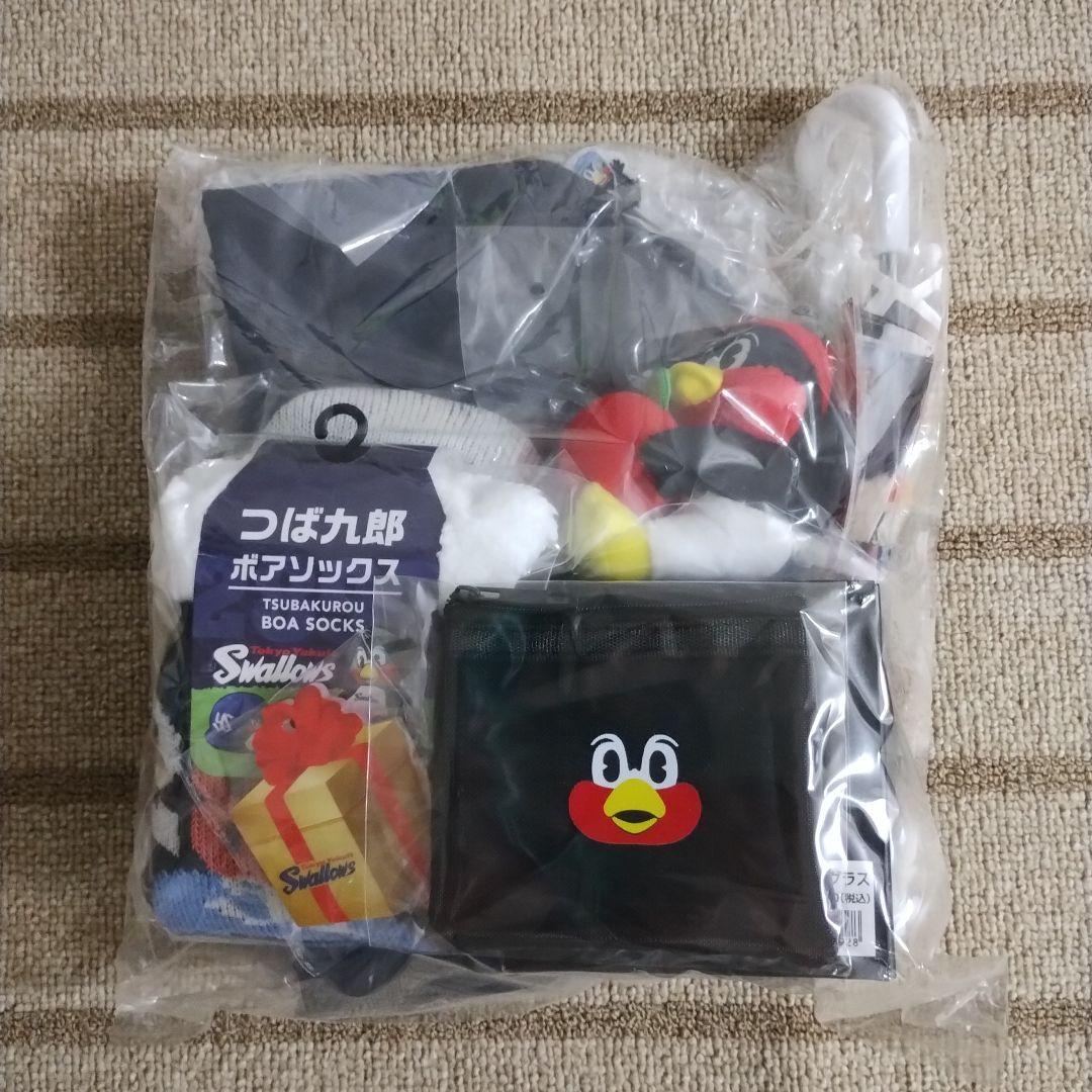 東京ヤクルトスワローズ #2896 つば九郎 サイン入り グッズ セット