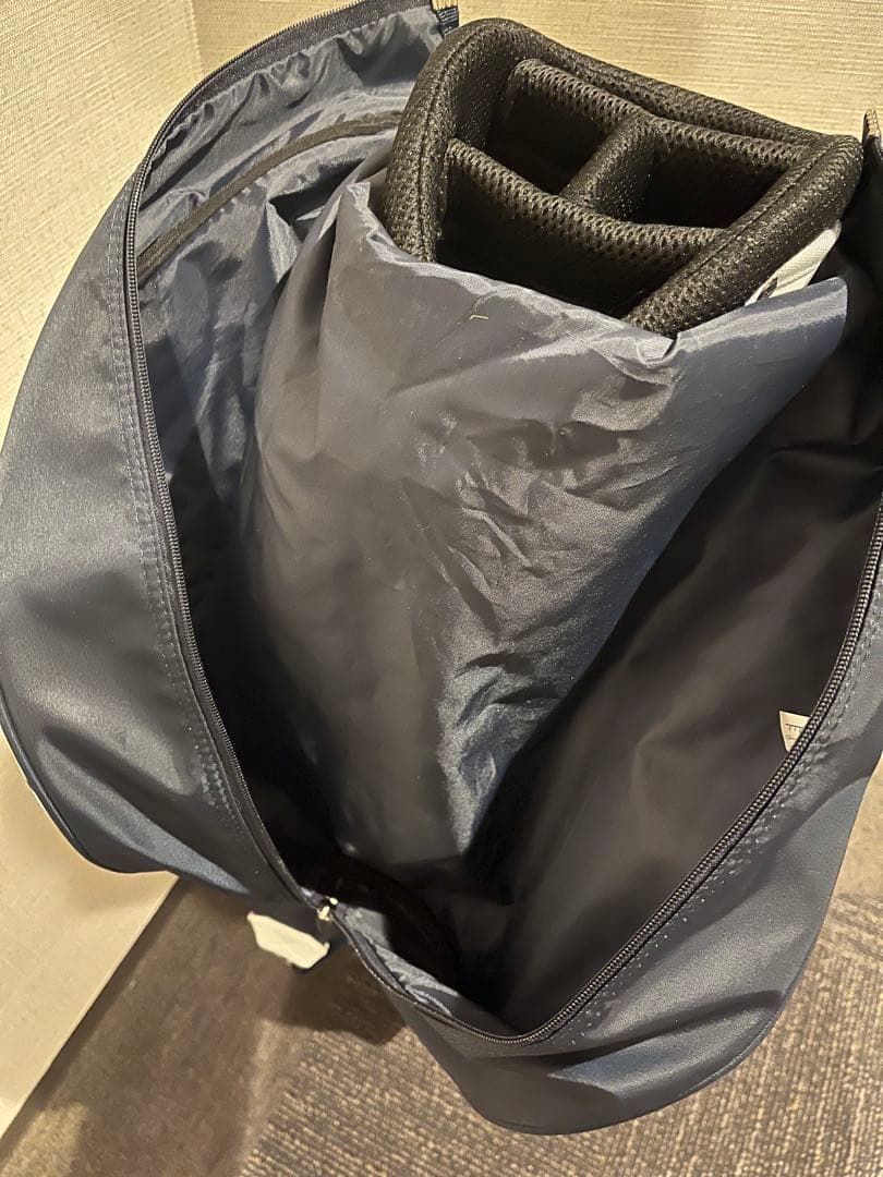 クランク　スタンド型キャディバッグ➕ボールポーチ(距離計入れ)➕フック付きタオル