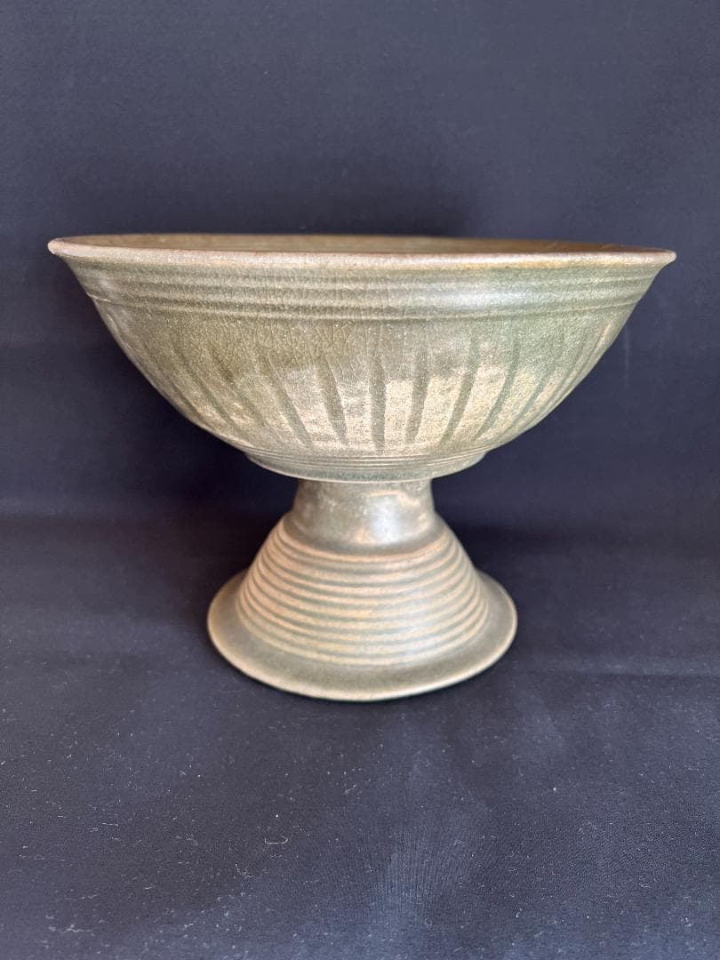 【海】タイ古陶磁　博物館級青磁鉢　スンコロク　宋胡録　骨董品 時代品 美術品