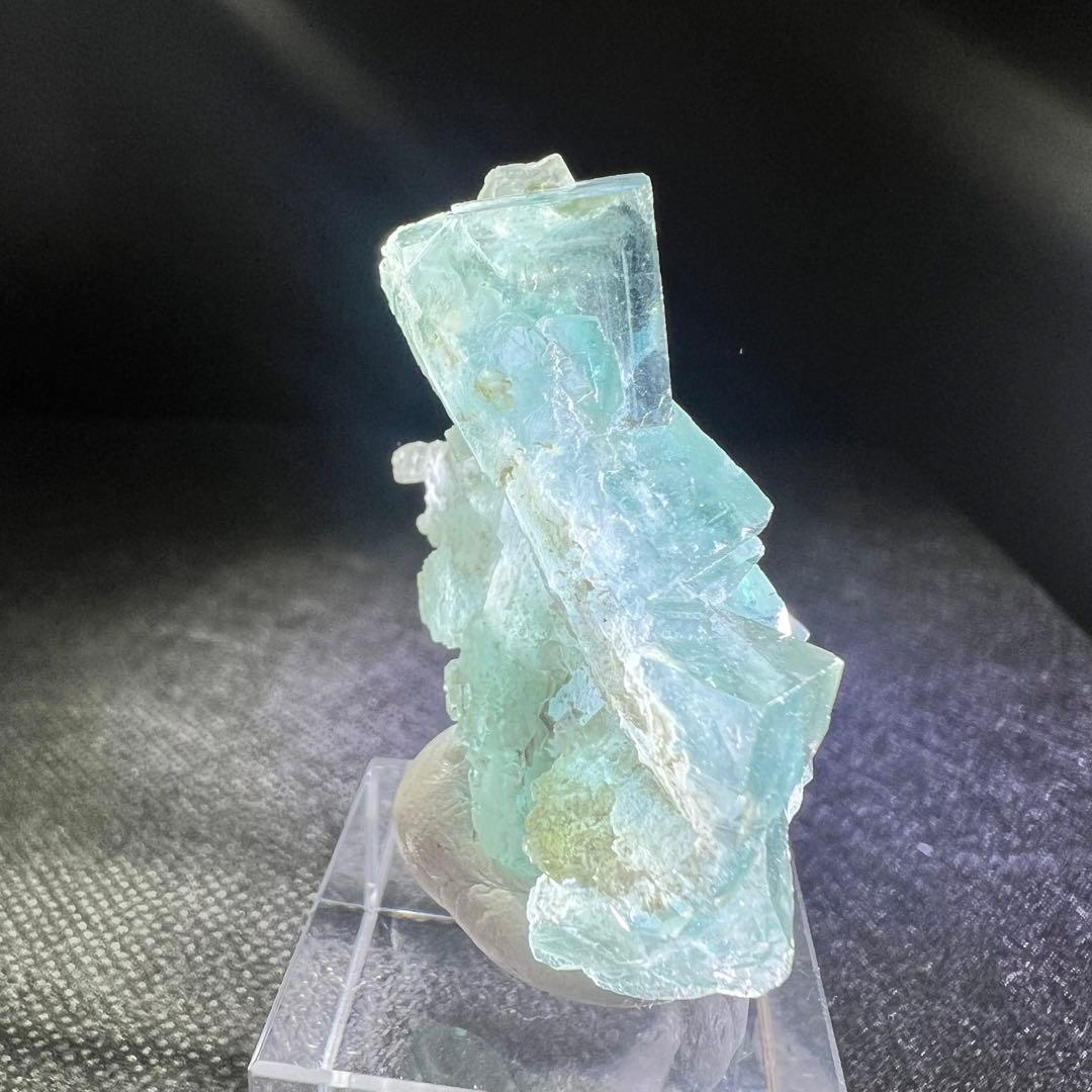 ヤオガンシャン　「白群」ウィンドウ　「白緑」フローライト