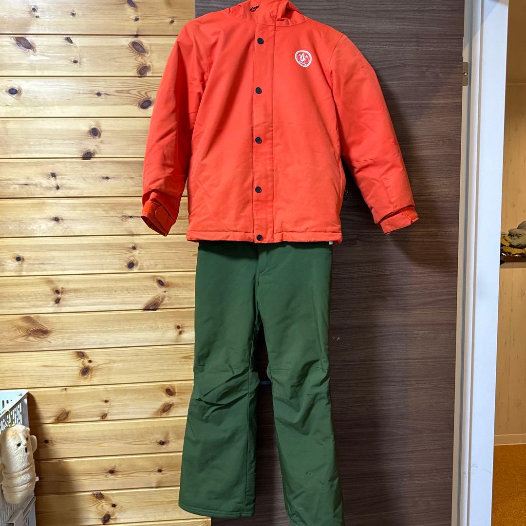 子ども用 スノーボードウェア 上下セット