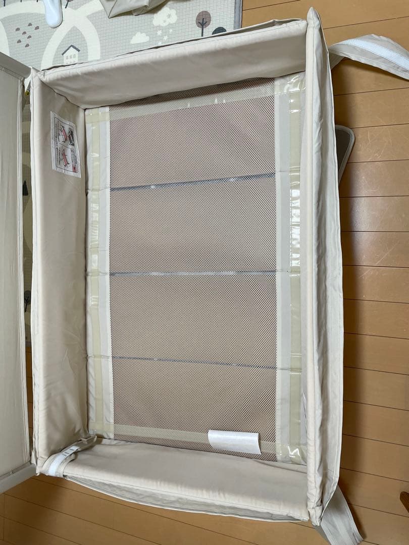 【アップリカ】ベビーベッド　ココネルエアープラス　ベージュ