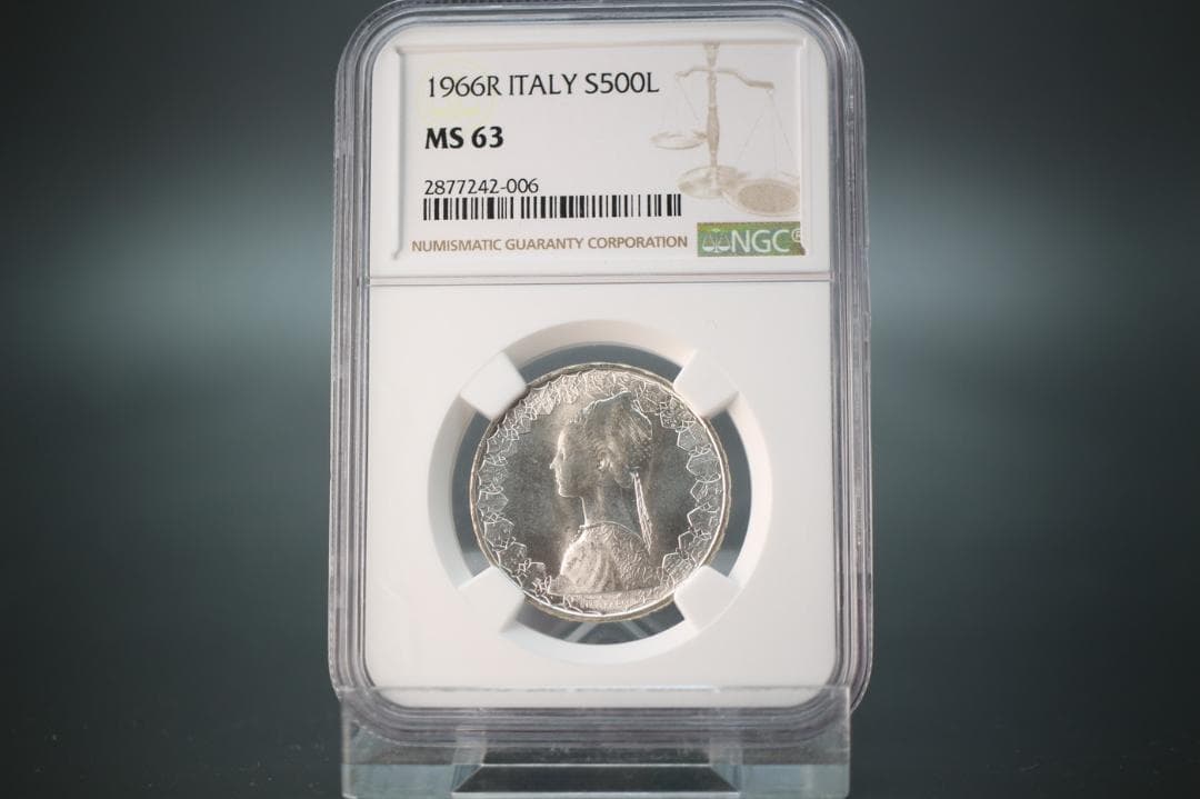 イタリア 1966年 500リラ銀貨 ルネサンス風の女性胸像 シルバー