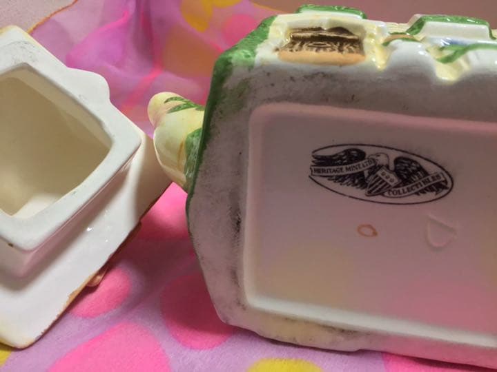 Heritage Mint ヴィンテージ　ティーポット 80’S お家