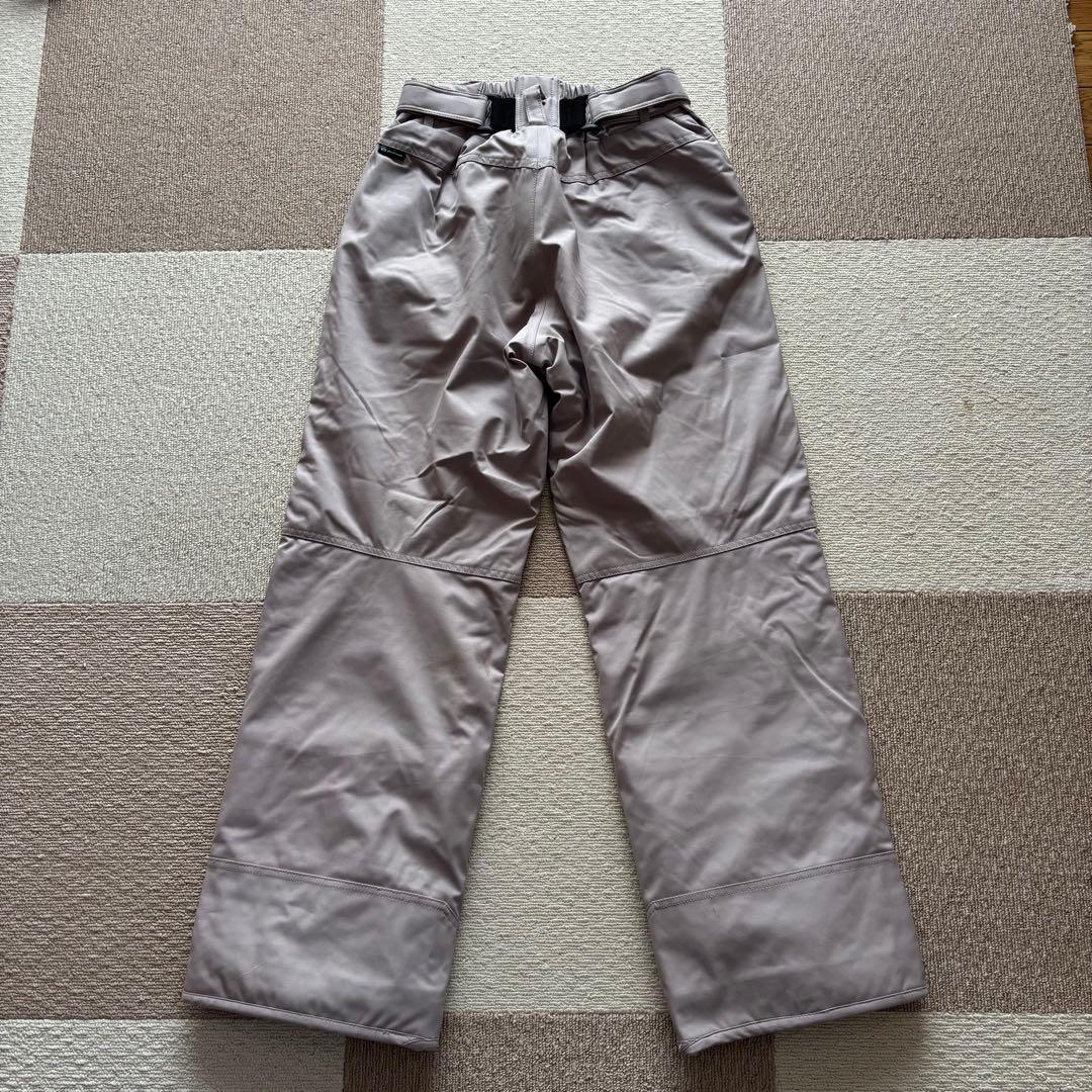 PHENIXホワイトジャケットとライトページュのパンツセット