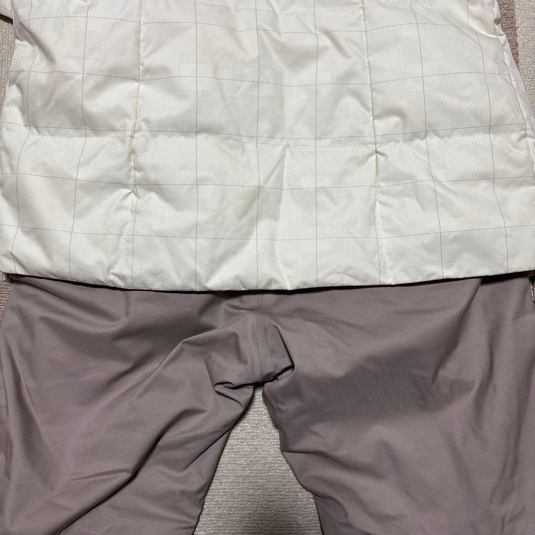 PHENIXホワイトジャケットとライトページュのパンツセット