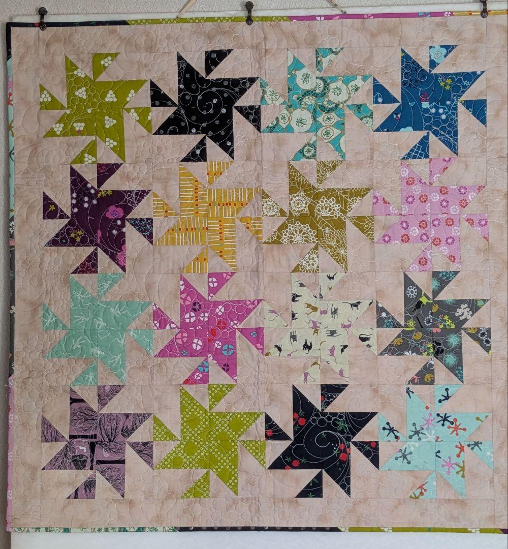 完全オリジナル！ミシンキルトタペストリーCotten&Steelスター