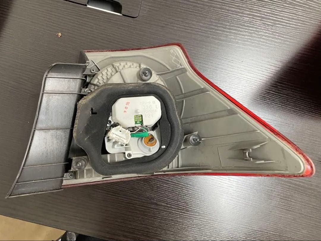 18クラウン テールランプ