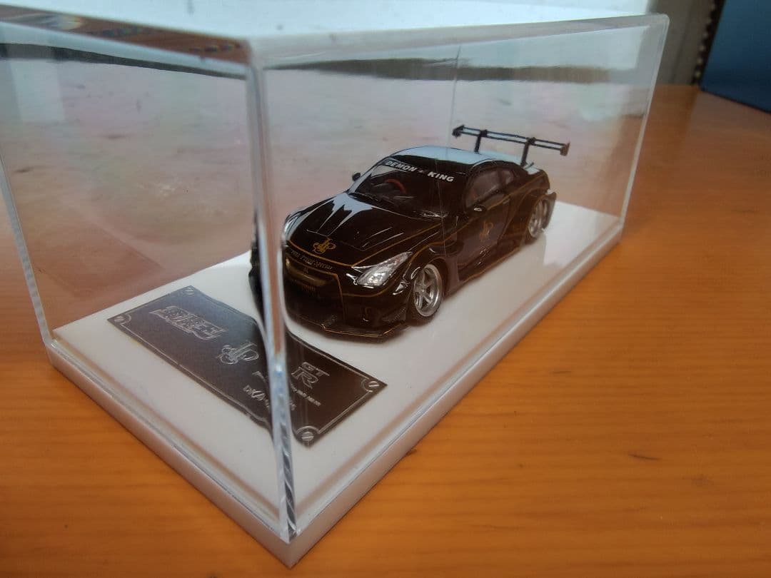 デーモンキング　チェイス 1/64 スカイライン　GT-R35 LBWK