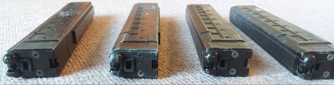 KSC MP9ガスガン　マガジン・サプレッサー・スリングセット(箱なし・現状品)