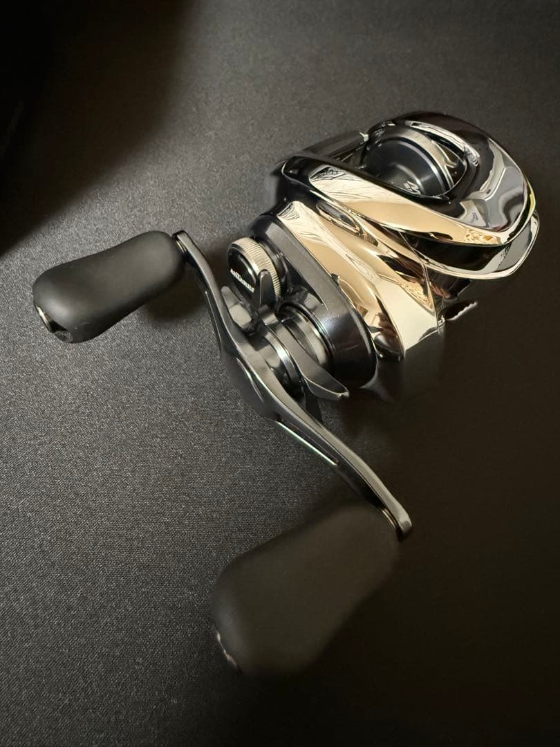 19アンタレスHG 右 美品 SHIMANO