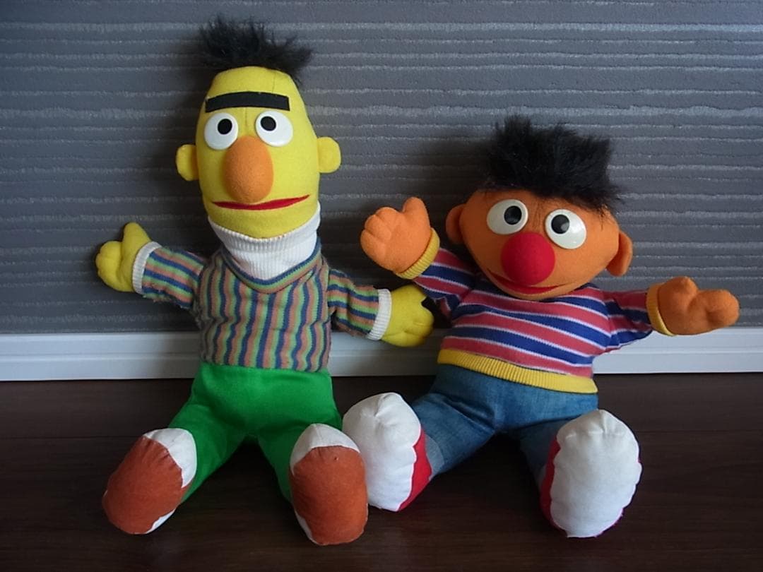 セサミストリート　バート　アーニー 　ぬいぐるみ