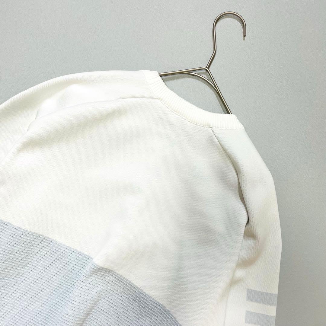 6436【美品】TFW49 クルーネックニット　セーター　軽量 厚手 保温