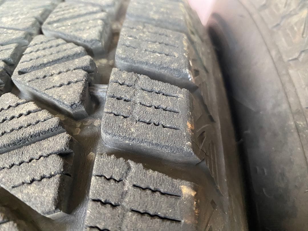 バリ山 KEELER 16インチ 7J スタッドレス 215/70r16