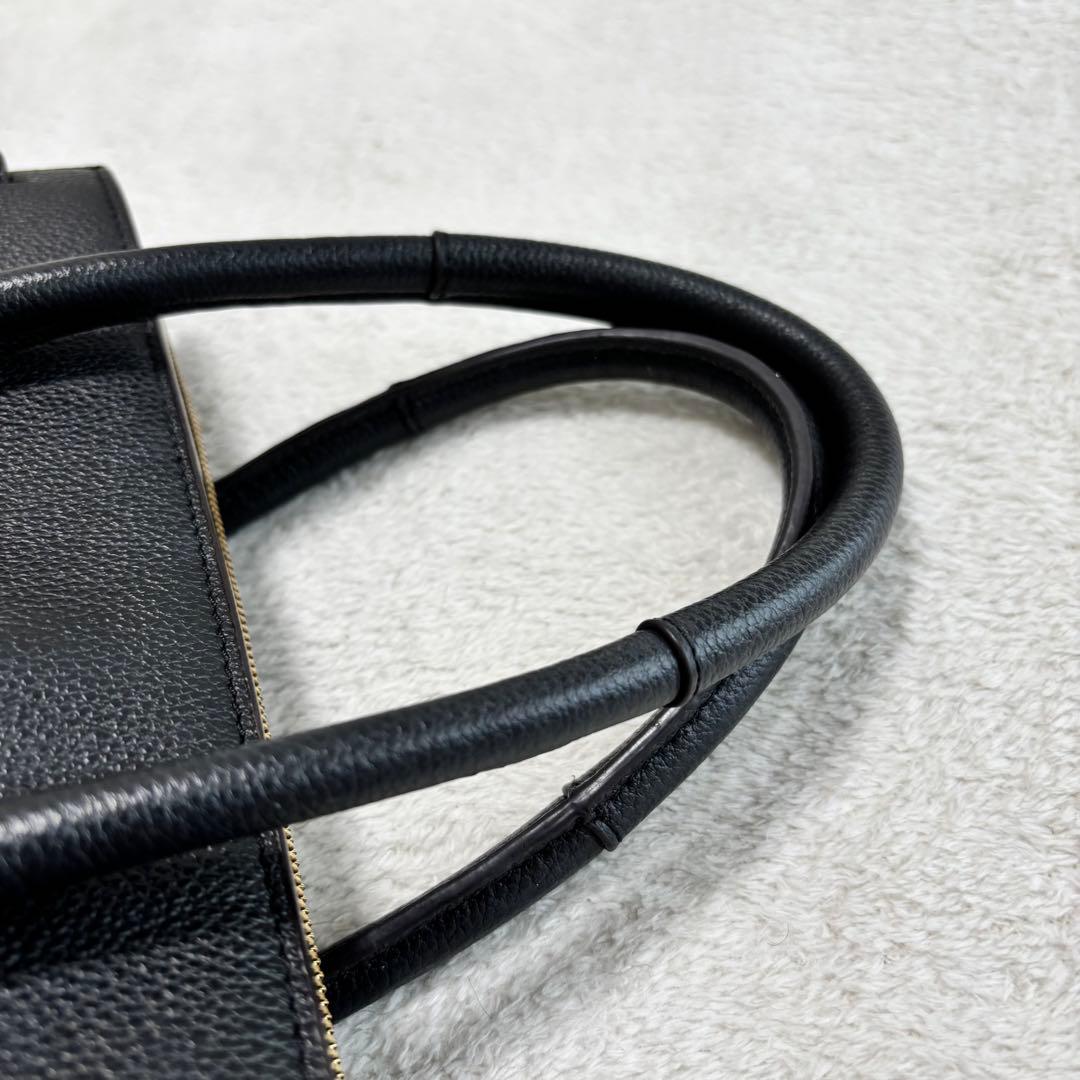 ✨️美品✨️ FURLA フルラ ハンドバッグ 2WAY レザー ブラック ピン