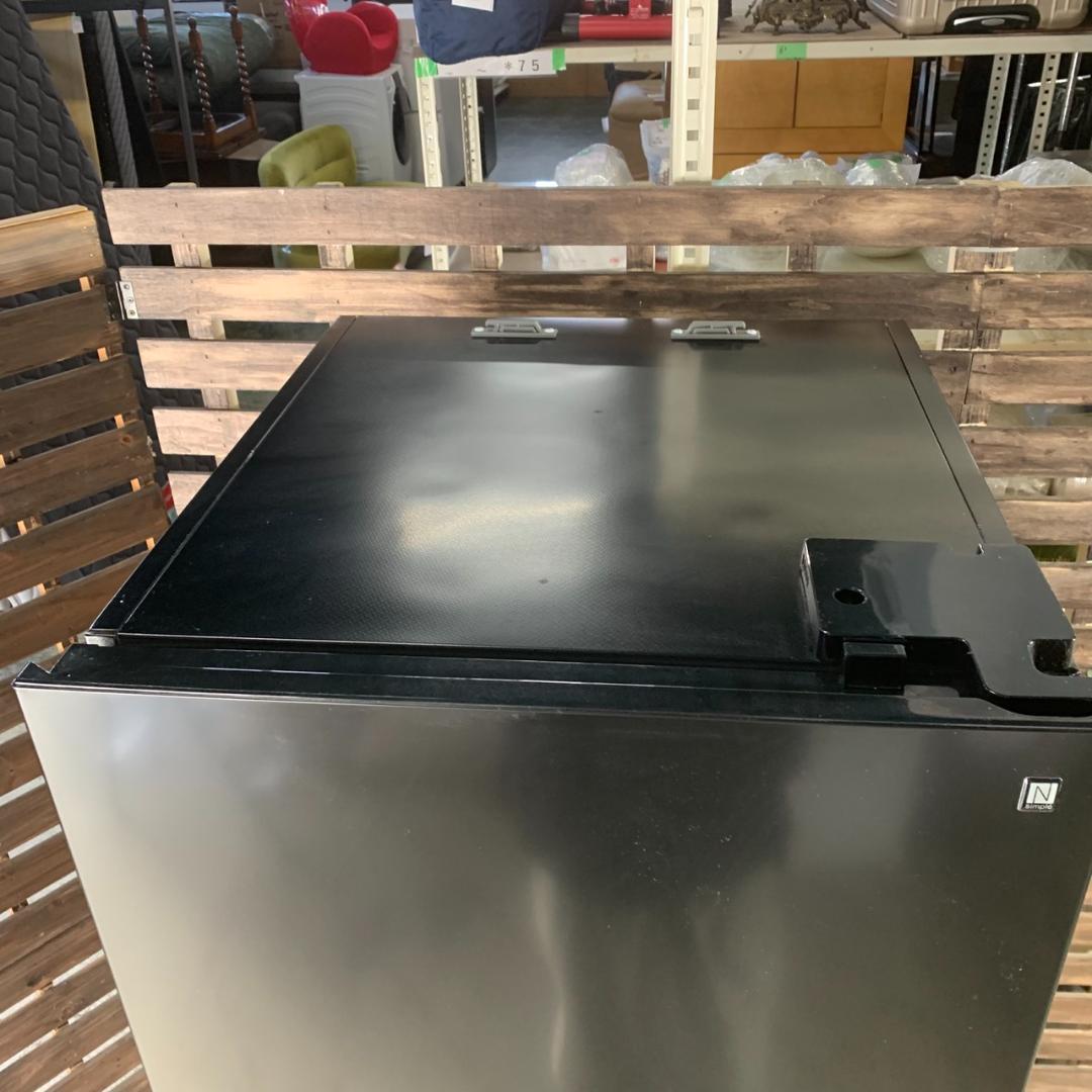 J895 NITORI 冷凍冷蔵庫 NR-274L 2023年製