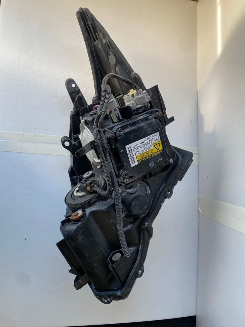 プリウス 30系 前期 純正HID ヘッドライト 左右セット