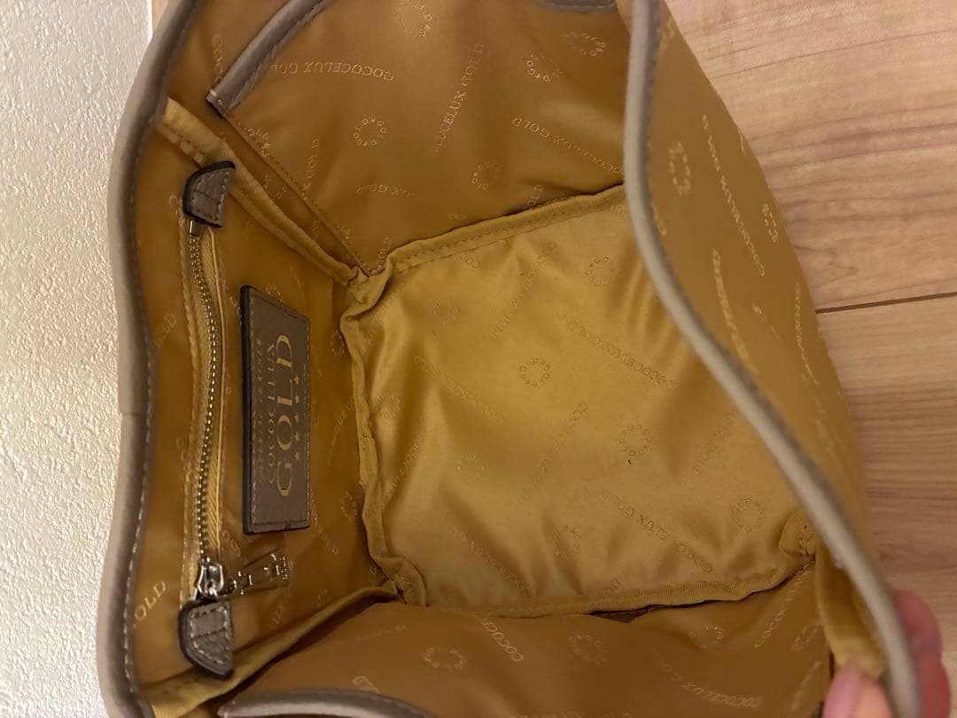 【最終価格】cococelux gold キューブハンドバッグ