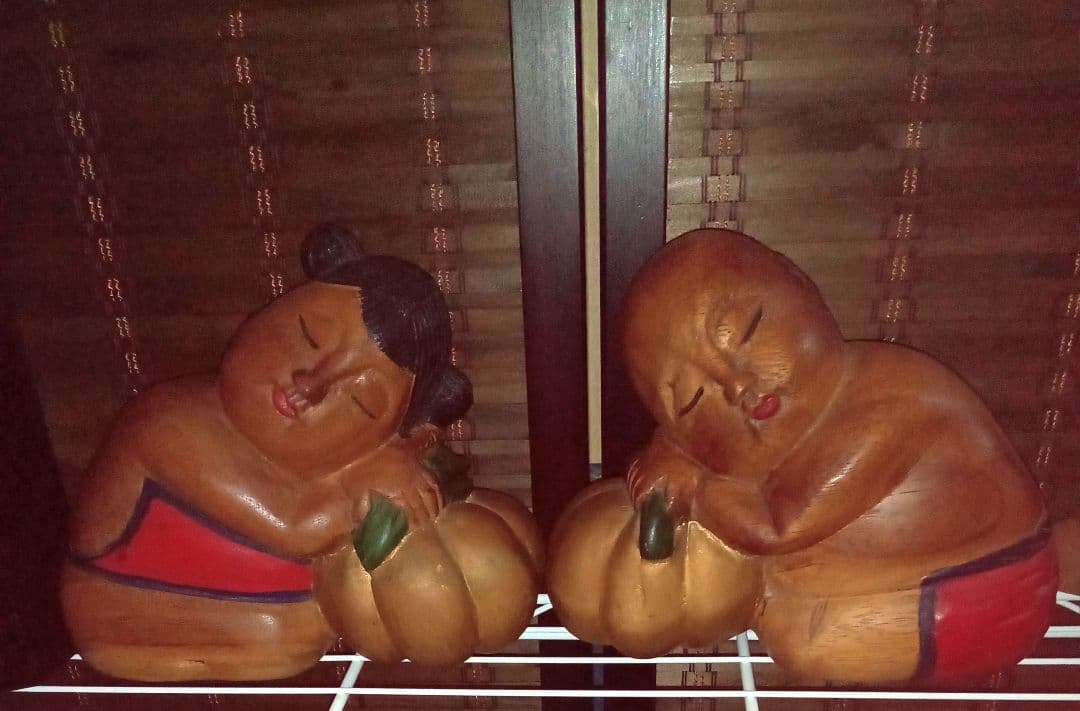 ヴィンテージ　タイThailand手彫り木人形　2体セット売り