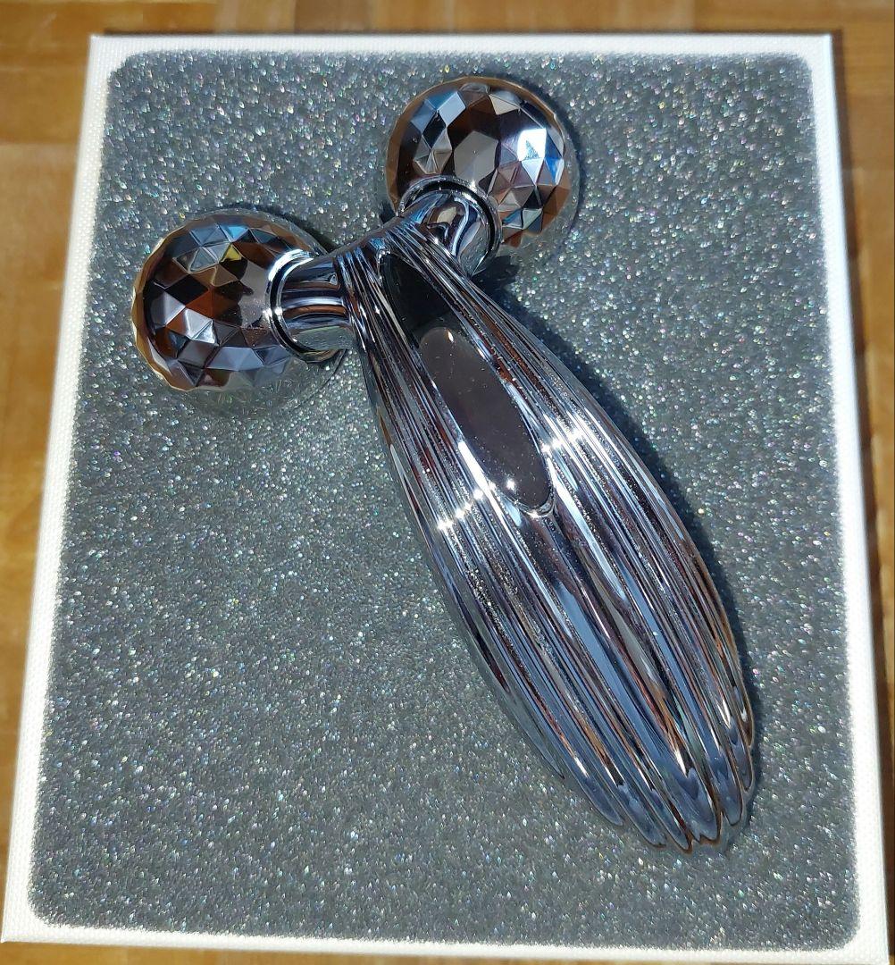 今だけ大特価【美品】ReFa CARAT RAY