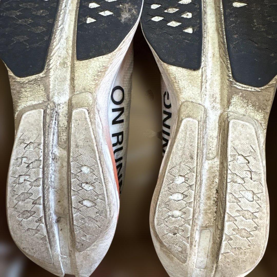 スパイク・シューズ On Cloudboom Strike 26.0cm