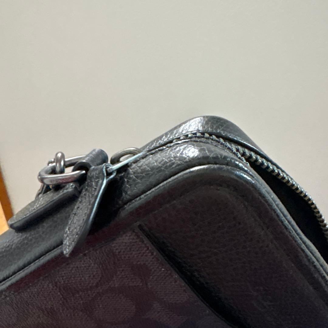 coach ブラックレザー ショルダーバッグ