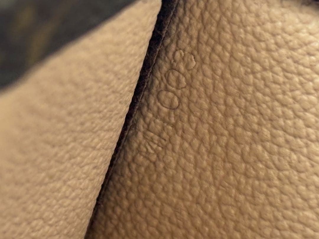 LOUIS VUITTON サックプラ　ルイヴィトン　ハンドバッグ