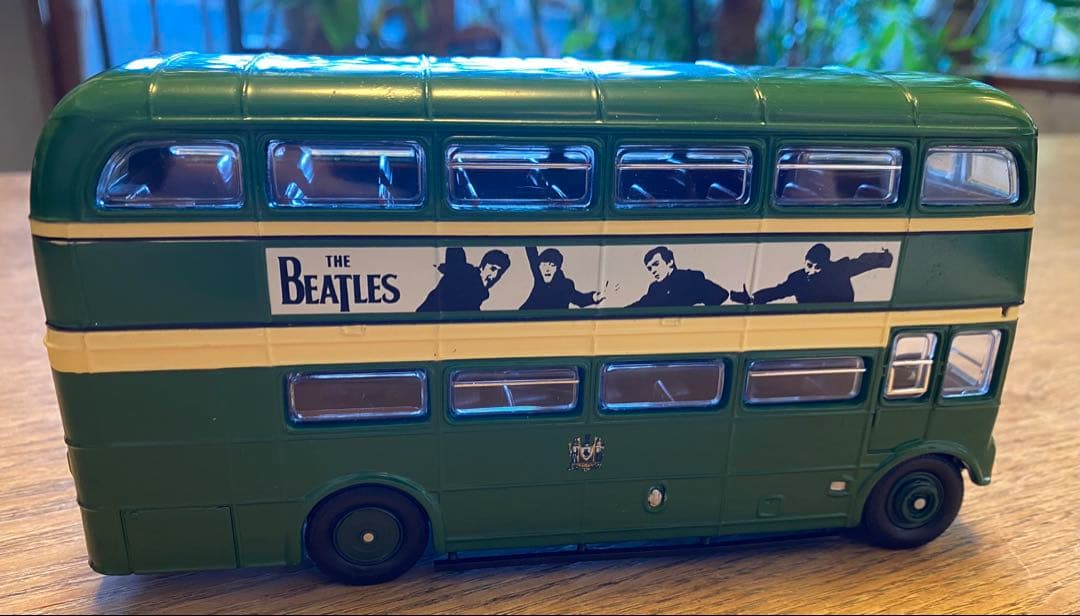 THE BEATLES COLLECTION ロンドンバス