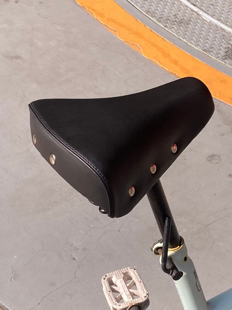 最終価格♡おしゃれ♡ミニベロ　小径　クロスバイク　自転車　男女兼用　早い者勝ち♡