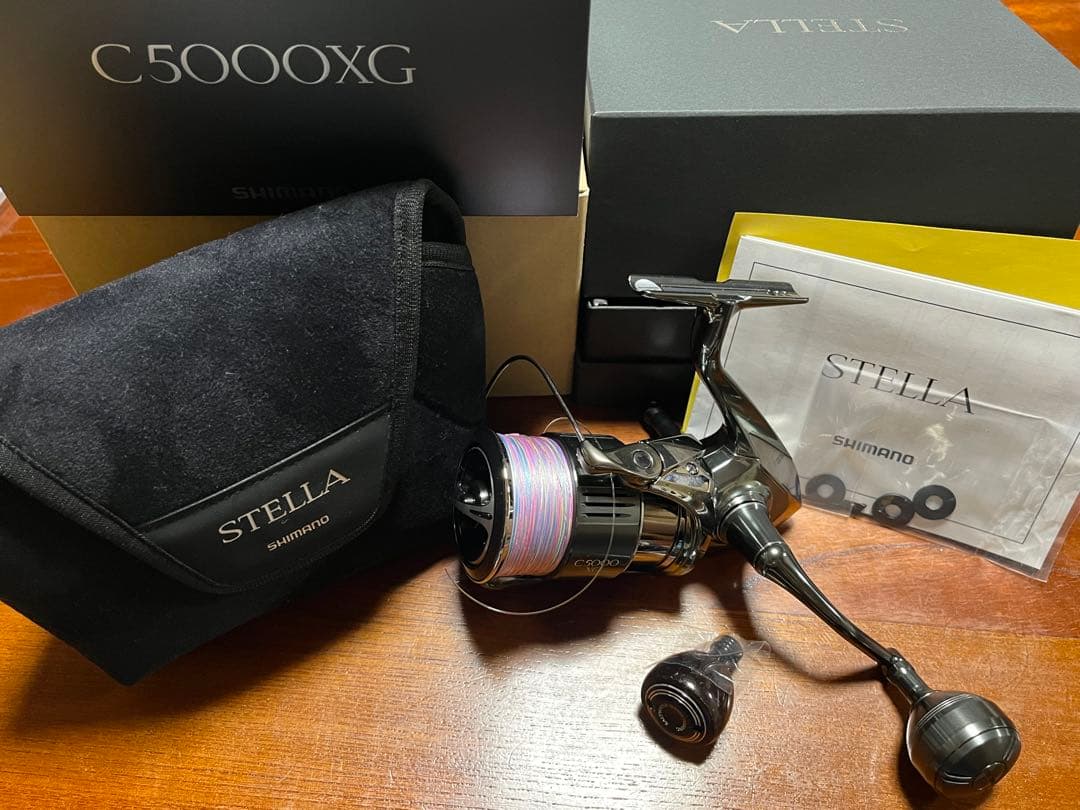 シマノ　22ステラ c5000xg ウッドハンドルノブ　リールスタンド