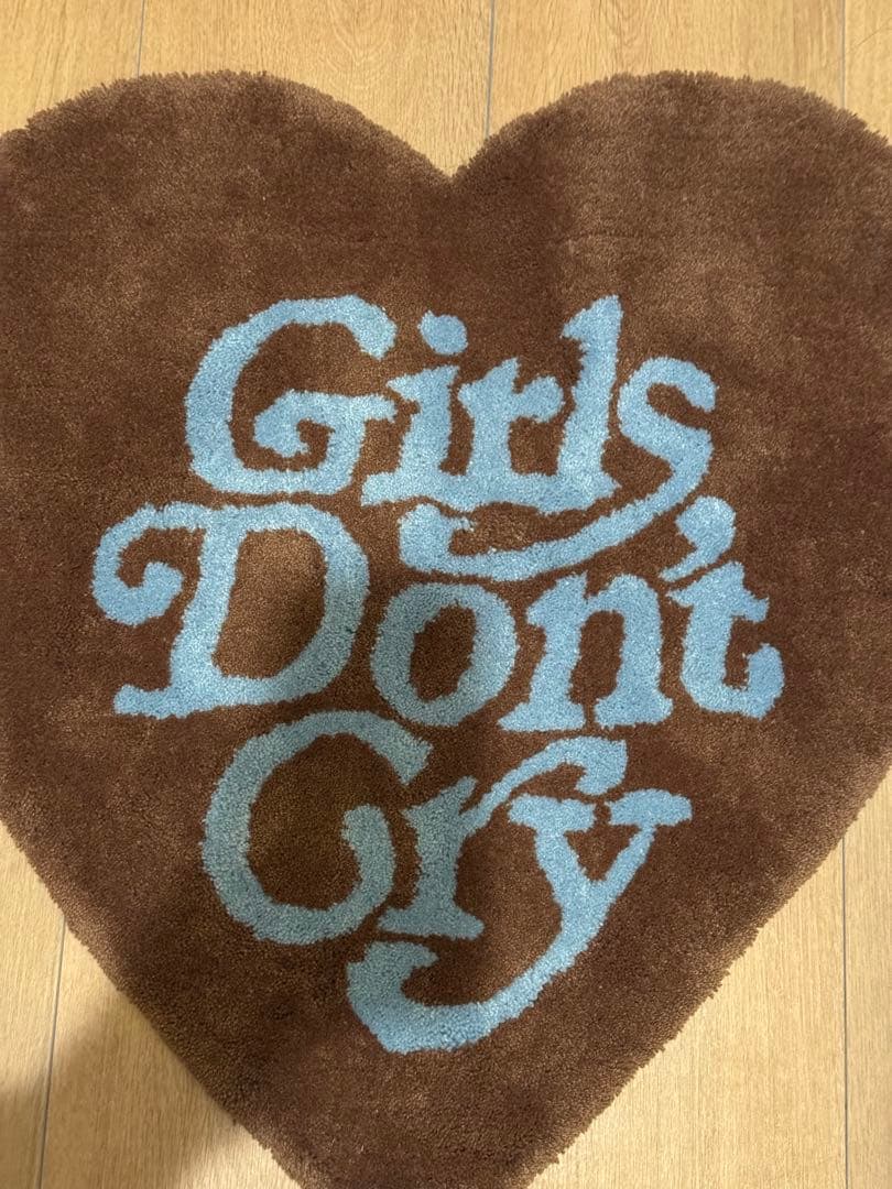 Girls Don't Cry Rug VERDY ラグ ハート ロゴ　新色