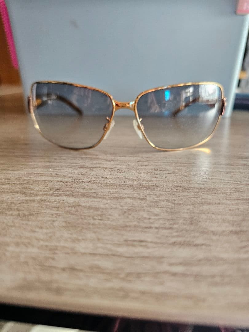 た*や様 CHANEL ゴールドロゴ ブラウンサングラス