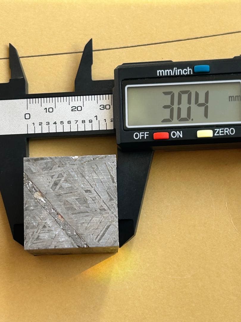 アルティア 鉄 2セット 鉄隕石 原石 大型 重量級 キューブアルタイ2266g